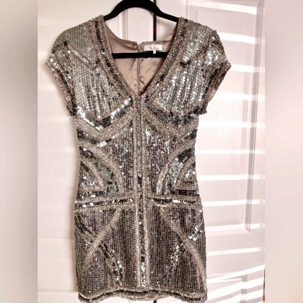 A sparkly silver sequin mini Parker dress size xs